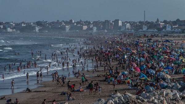 Mar de Plata argentina beach town