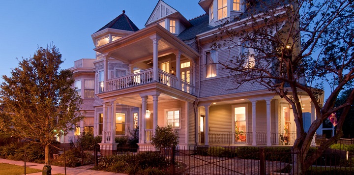 Grand Victorian Bed and Breakfast