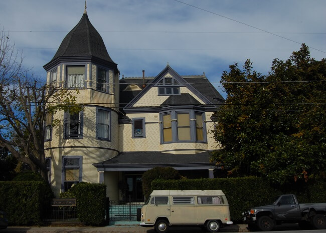 Golden Gate Villa, Santa Cruz
